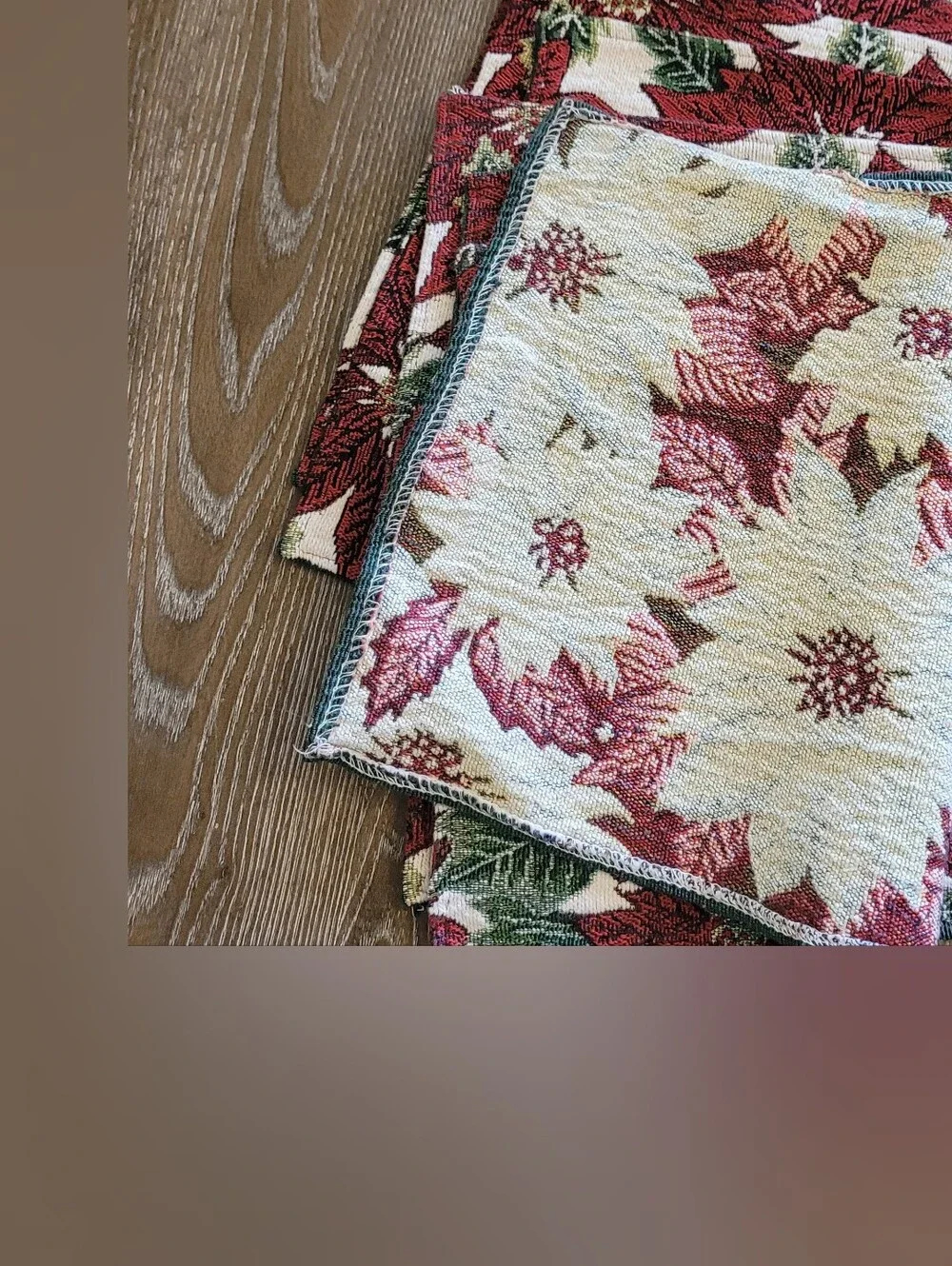 Holiday Poinsettia Jacquard Placemats
